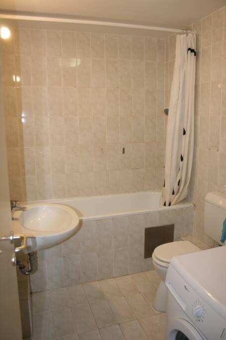 Bright Flat In The Lower Town Zagabria Esterno foto